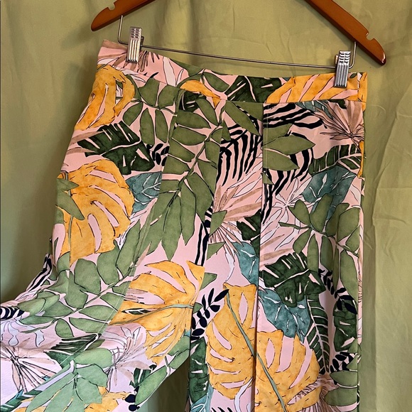 Forever 21 Leaf Print Wide Leg Pants - Picture 8 of 16